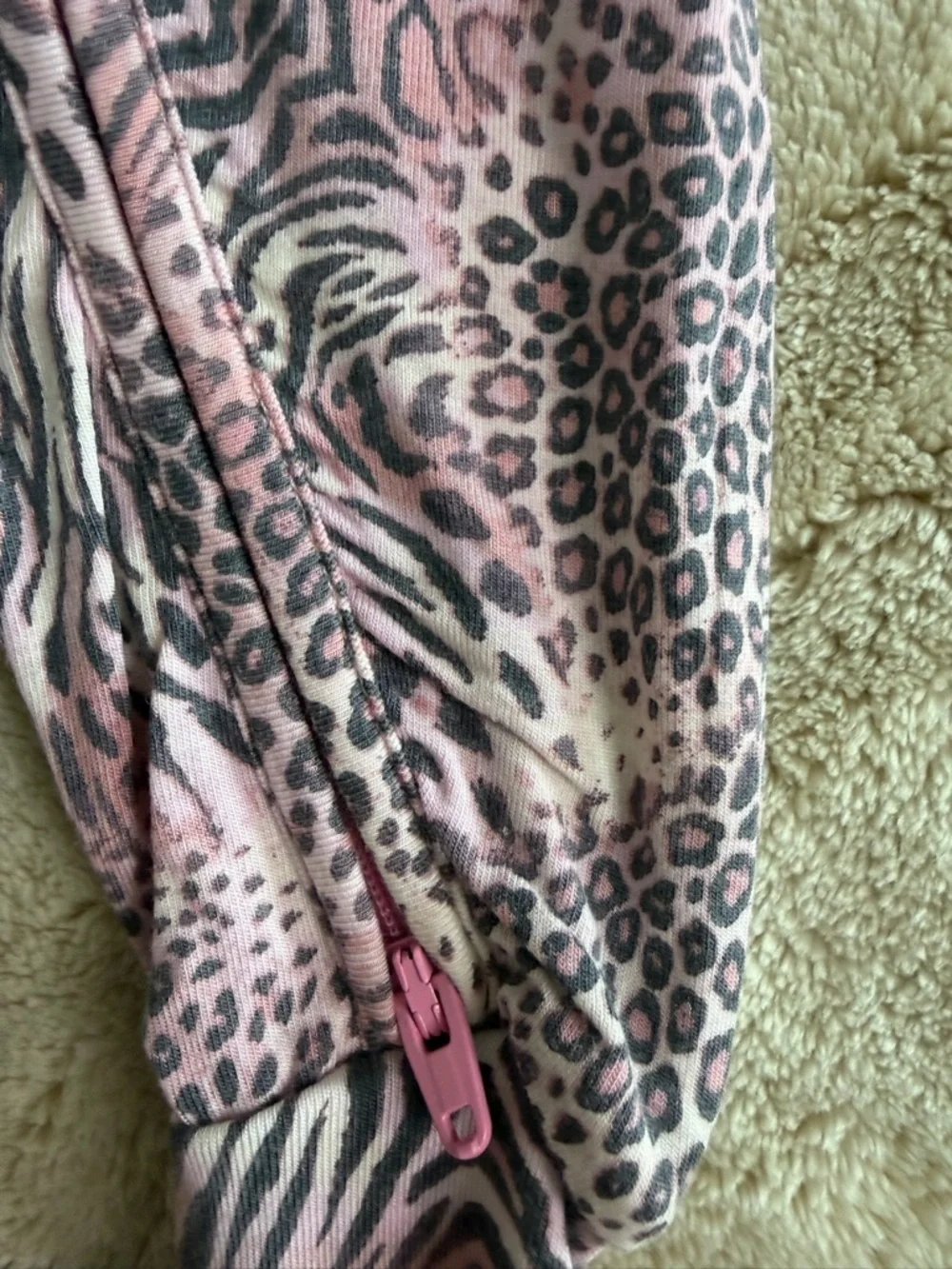 NWT SKIMS Bloom Mini Pink Multi-Animal-Print Baby One-Piece Two-way Zipper - Picture 9 of 12